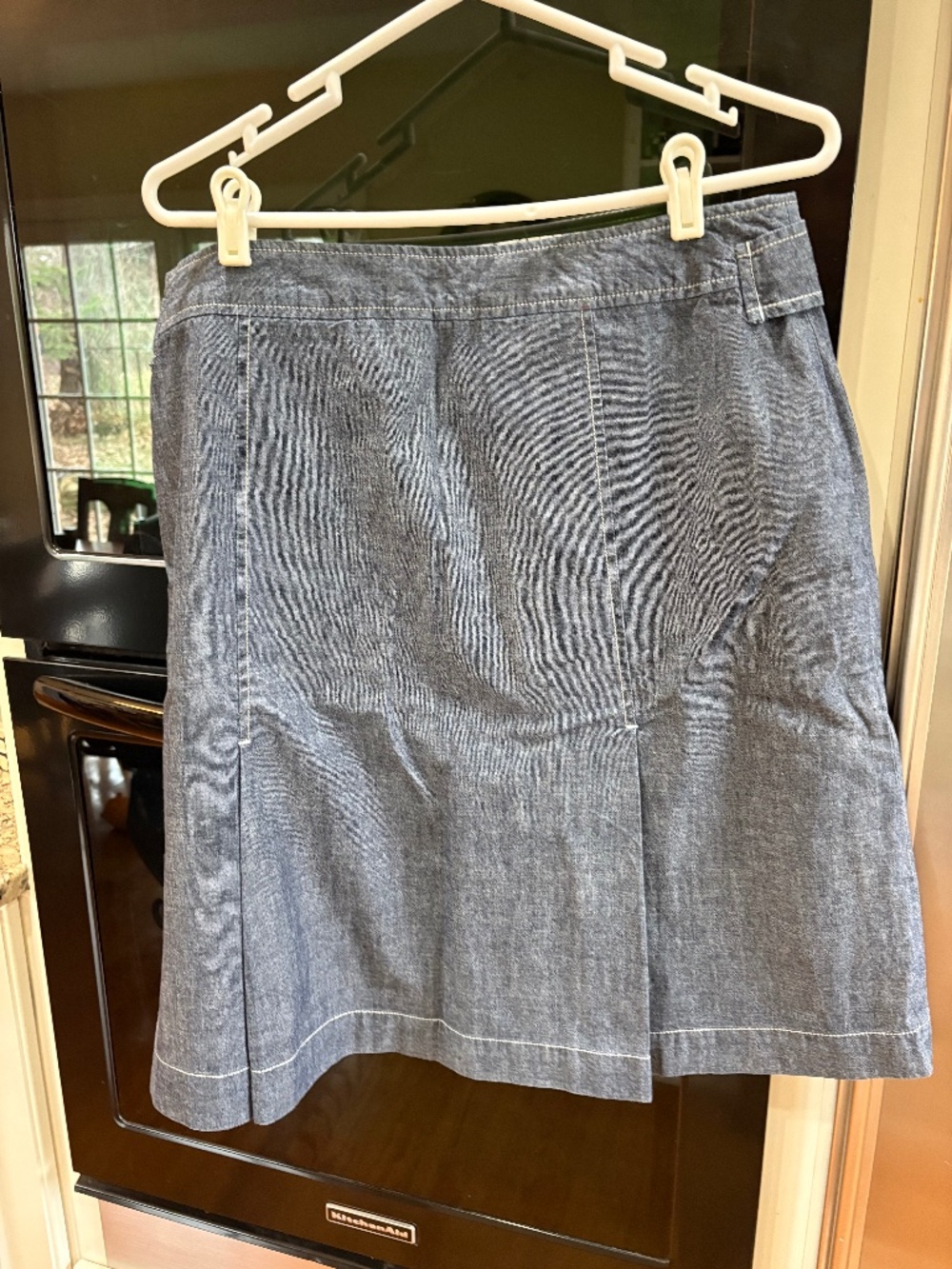 JJILL short denim skirt - cute folds and buttons size 16